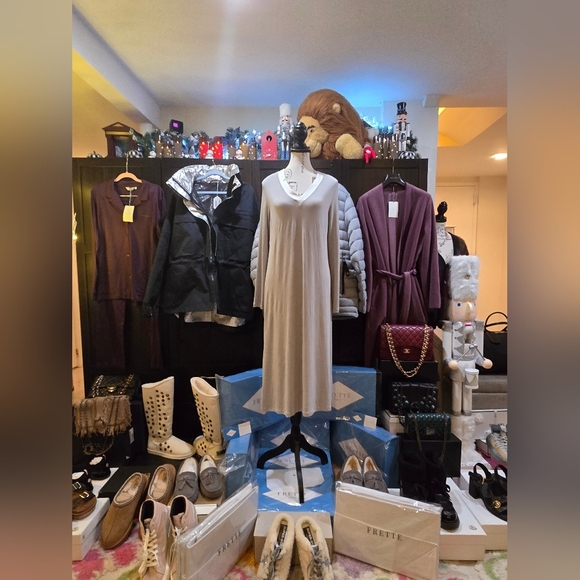 Frette Cascade Luxury Loungewear 2025 NWT  Grey / White Nightgown Silk & Cotton - Picture 3 of 16